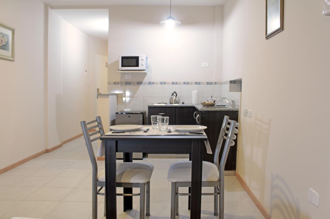 Apart Hotel Granada เนวเก็น ภายนอก รูปภาพ