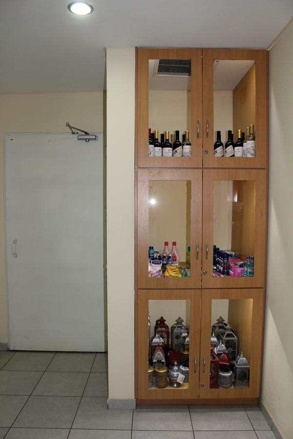 Apart Hotel Granada เนวเก็น ภายนอก รูปภาพ